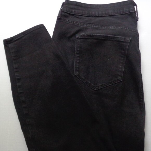 Old Navy Denim - Old Navy Wow Super Skinny Jeans size 20 High Rise Stretch Black Denim #9